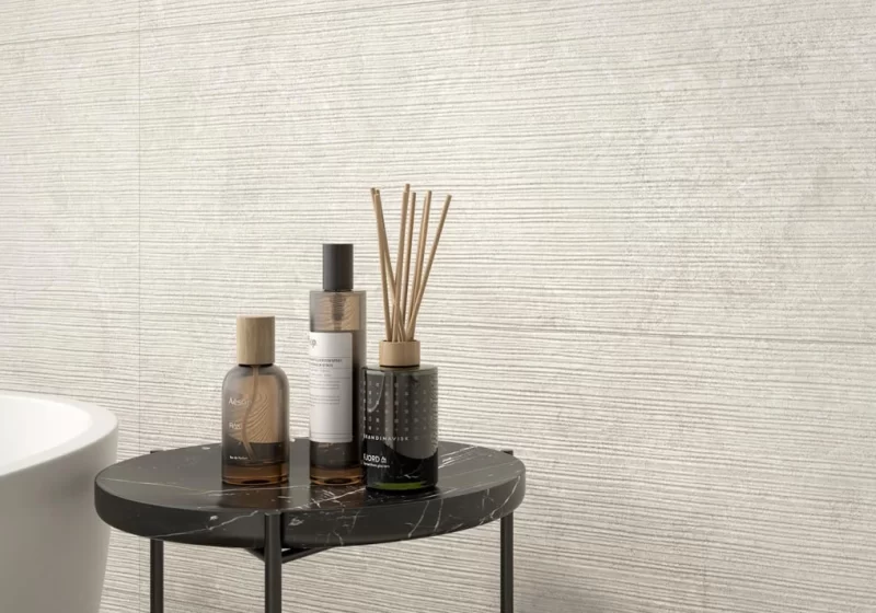 Portland Stone Moon Decore
